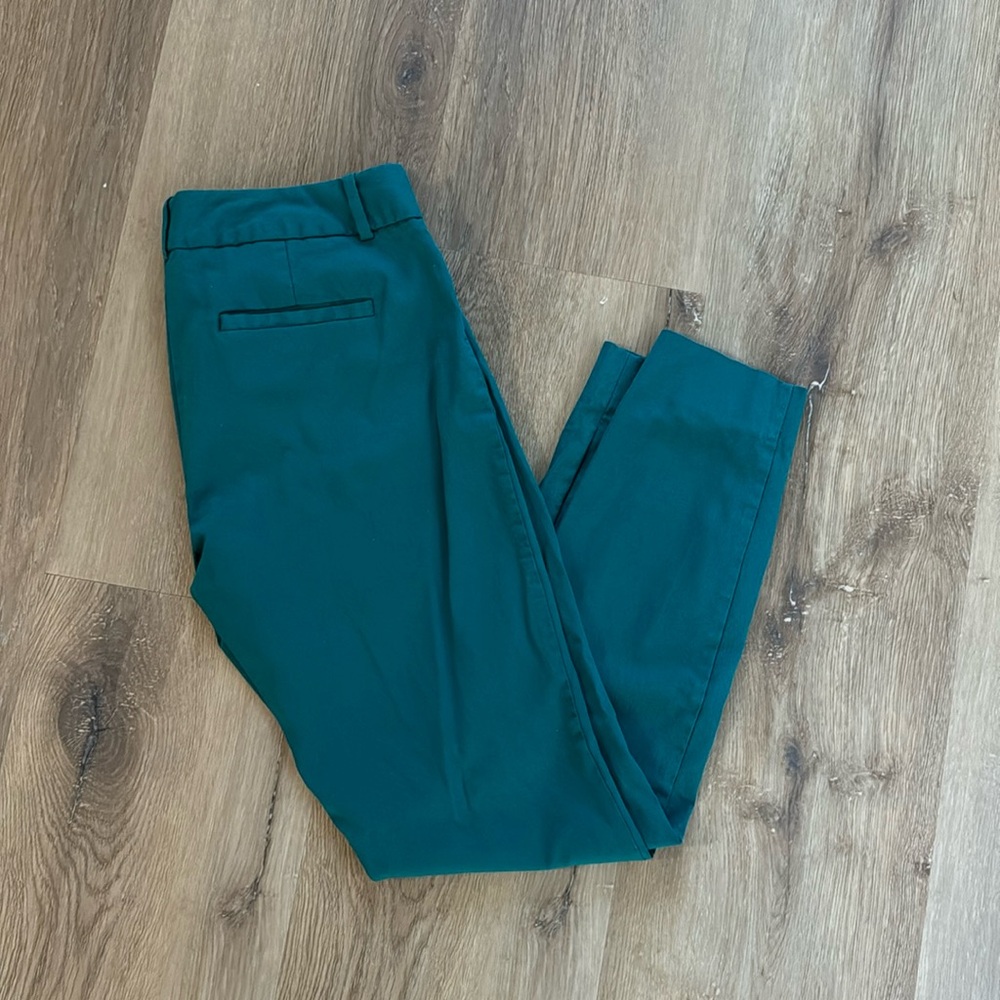 Limited Skinny Pant • 6